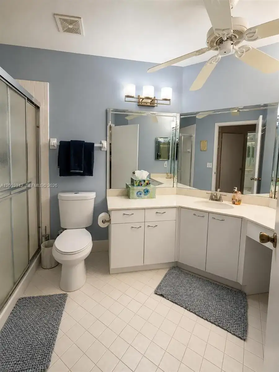 5155 Europa Dr # U, Boynton Beach FL 33437 photo 2