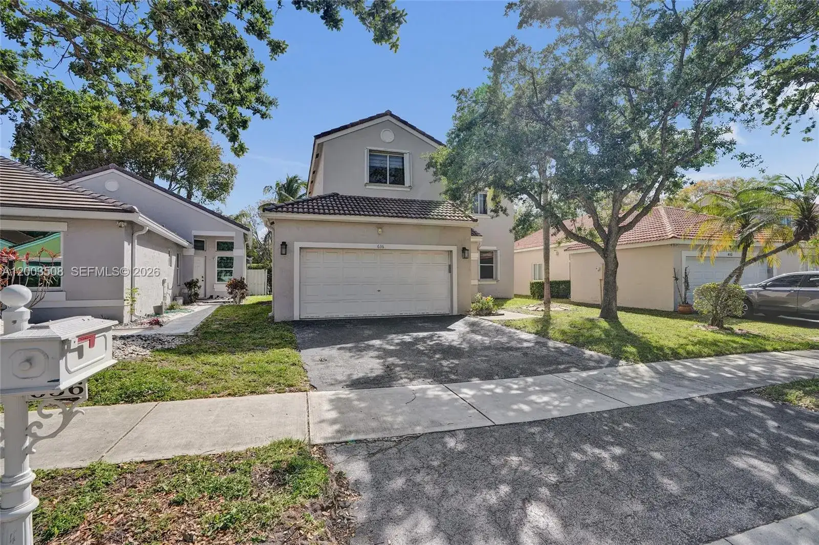 636 Sand Creek Cir, Weston FL 33327 photo 2