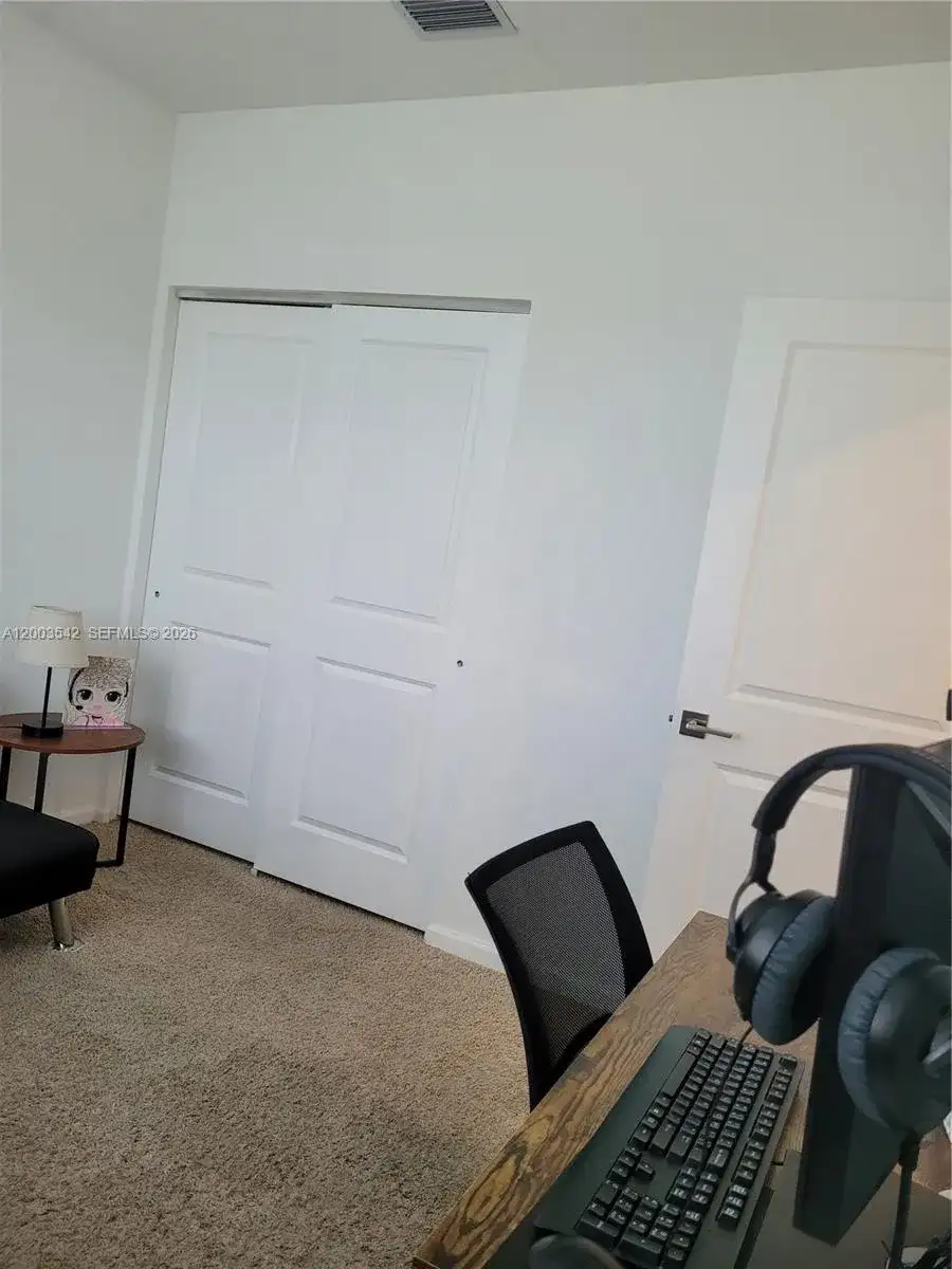 1015 SE 24th Ter, Homestead FL 33035 photo 5