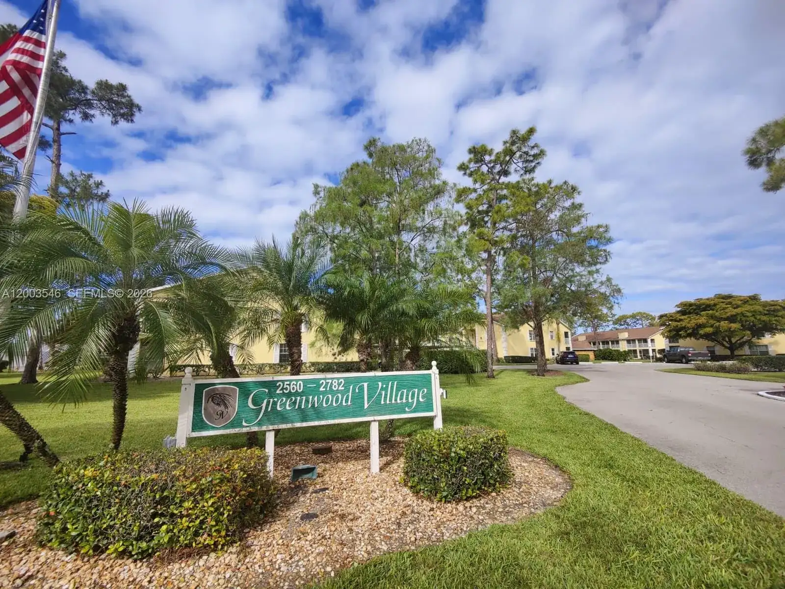 2668 Kings Lake # 2668, Naples FL 34112 photo 3