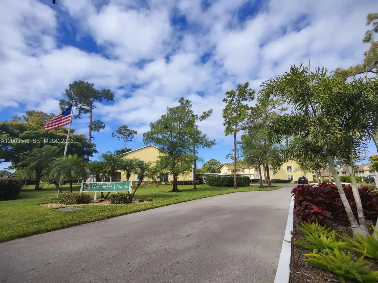 2668 Kings Lake # 2668, Naples FL 34112 photo 4