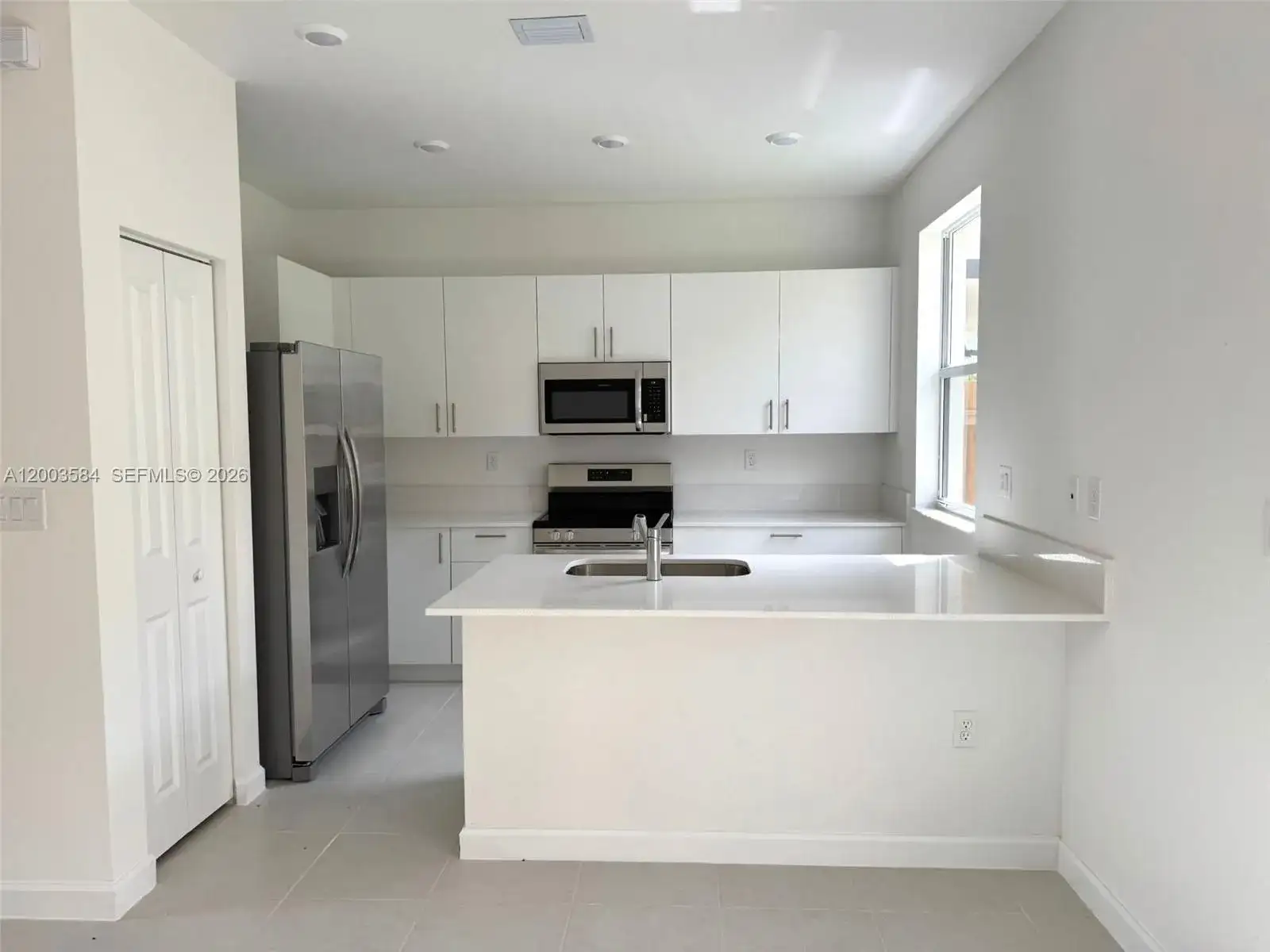 2877 SE 24 Avenue, Homestead FL 33035 photo 5