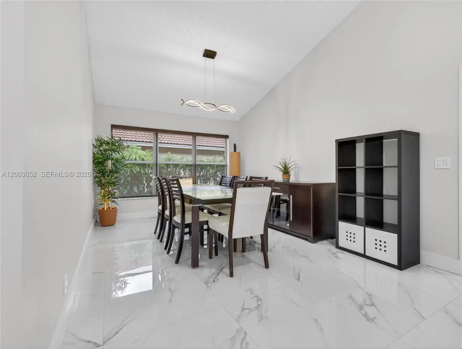 1025 Creekford Dr, Weston FL 33326 photo 3