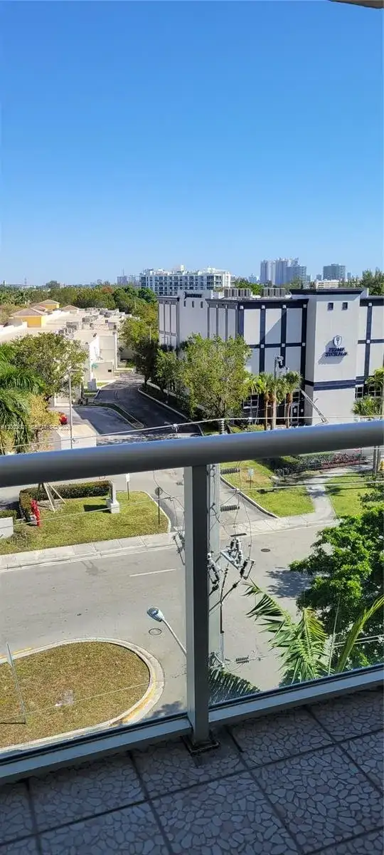 13499 Biscayne Blvd # 511, North Miami FL 33181 photo 3