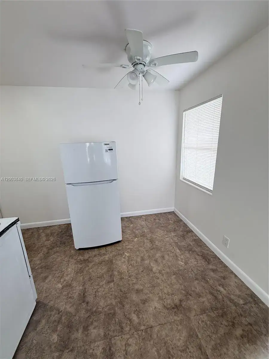 801 N H St # 1, Lake Worth FL 33460 photo 2