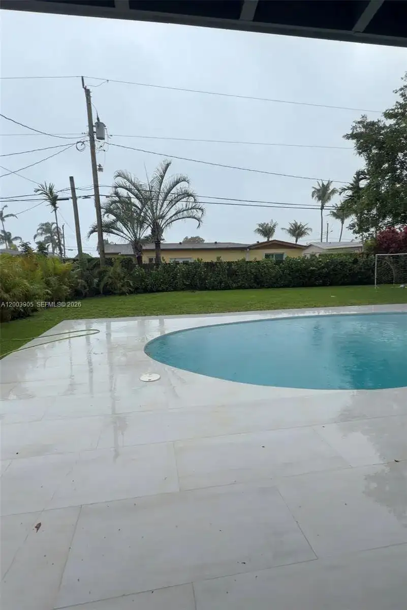 1951 NE 187th Dr, North Miami Beach FL 33179 photo 4