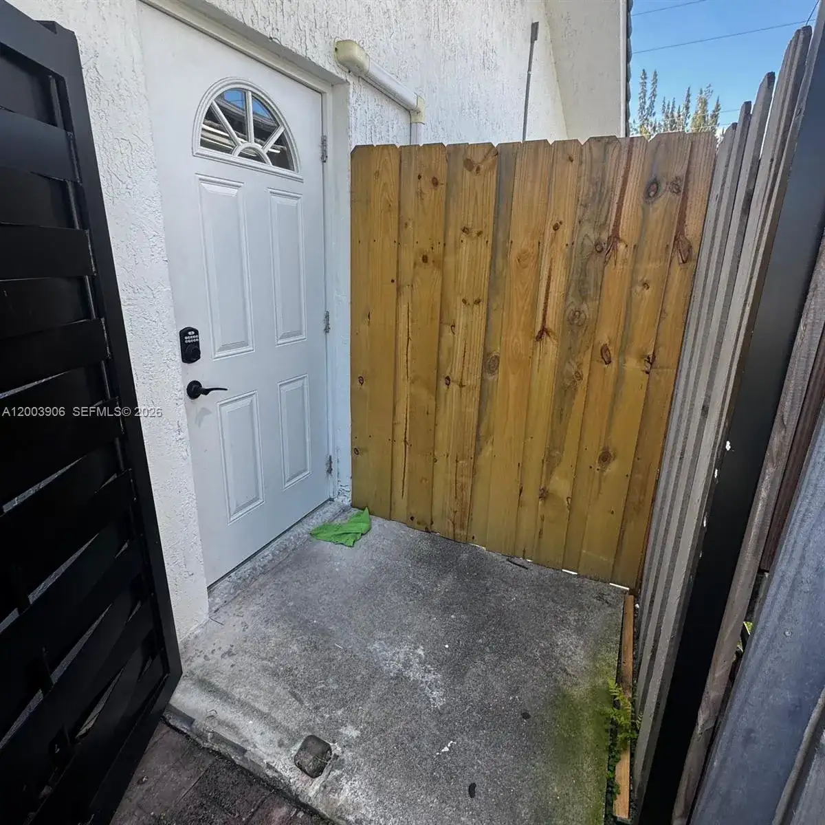 15761 SW 42nd Ter # 1, Miami FL 33185 photo 2