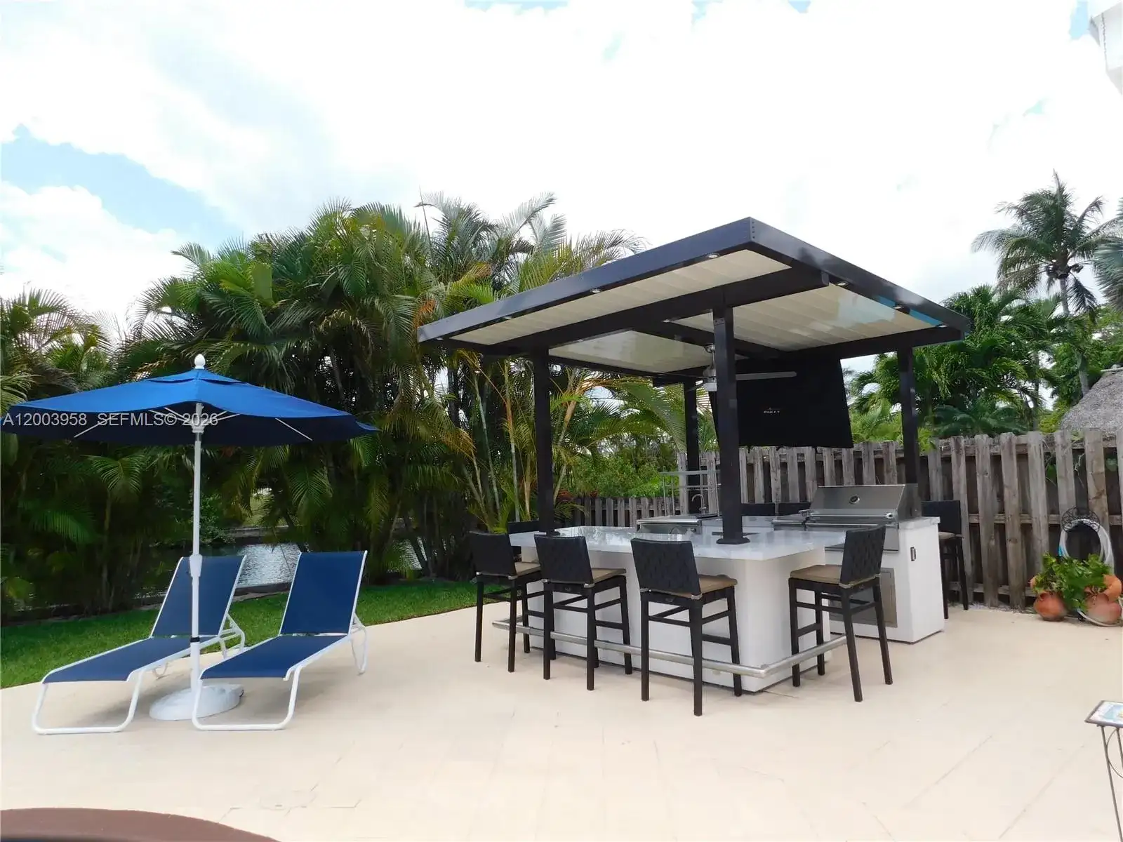 108 NE 30th St, Wilton Manors FL 33334 photo 3