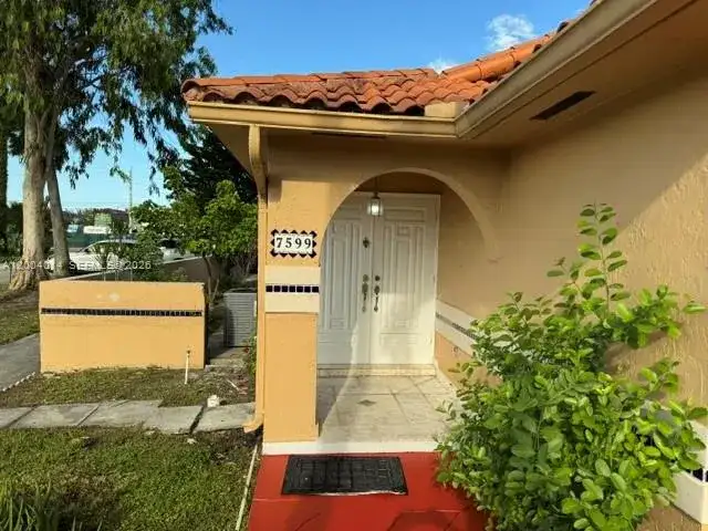 7599 W 4th Ct, Hialeah FL 33014 photo 2
