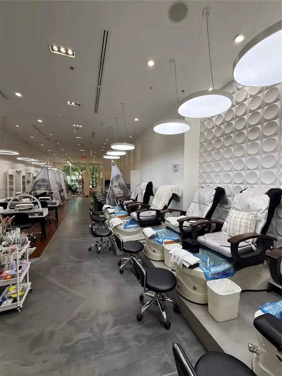 Beauty Salon & Spa in Brickell, Miami FL 33131 photo 2