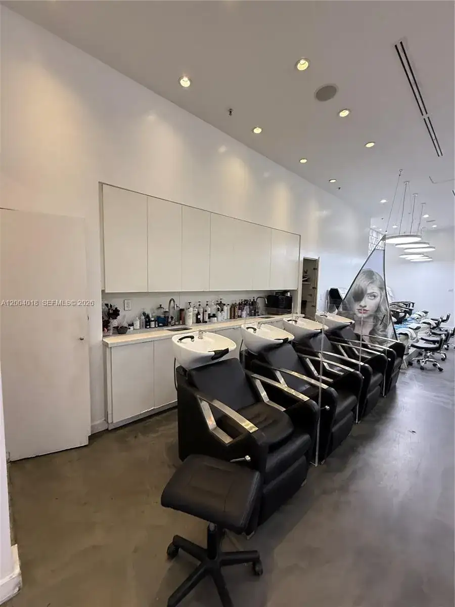 Beauty Salon & Spa in Brickell, Miami FL 33131 photo 4