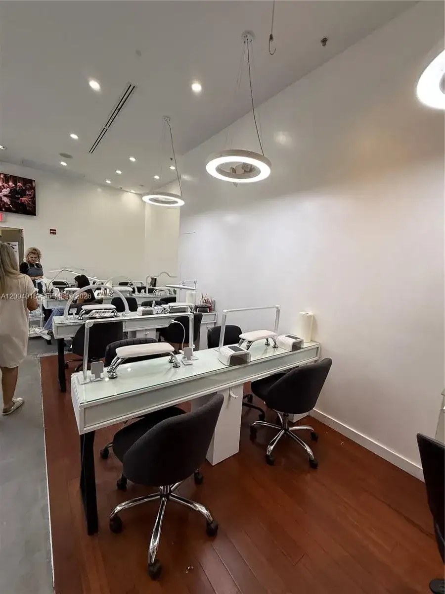 Beauty Salon & Spa in Brickell, Miami FL 33131 photo 5