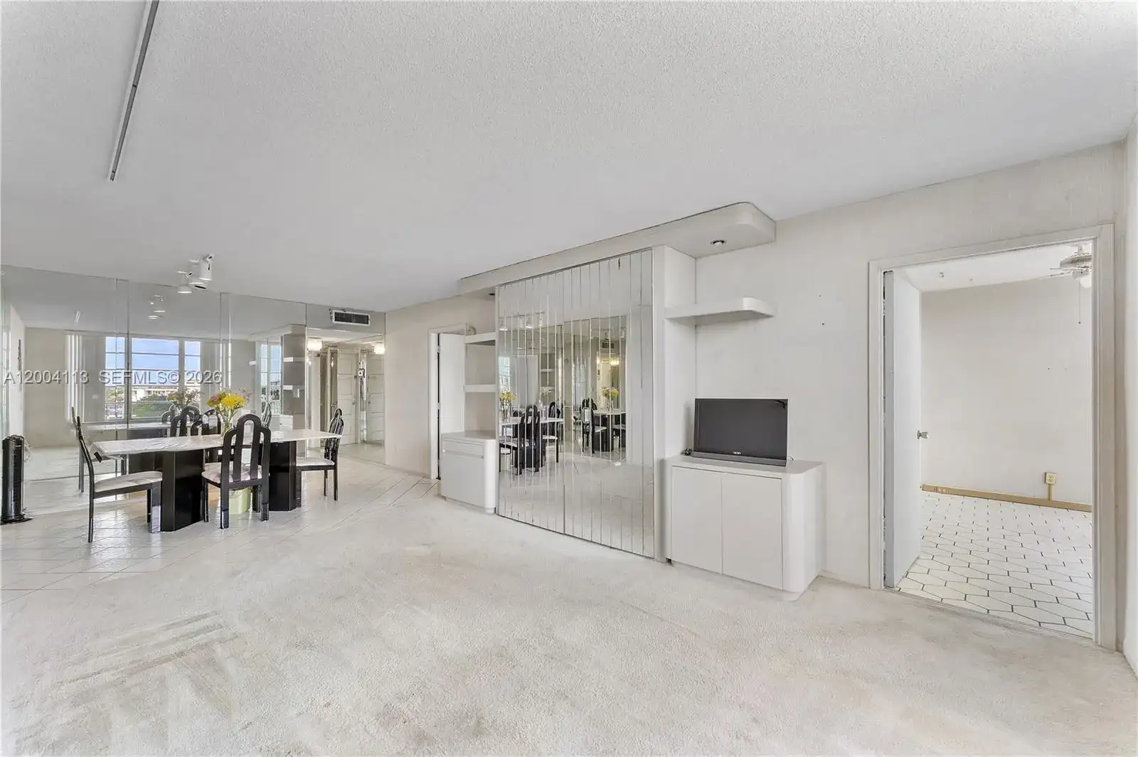 2661 S Course Dr # 805, Pompano Beach FL 33069 photo 2