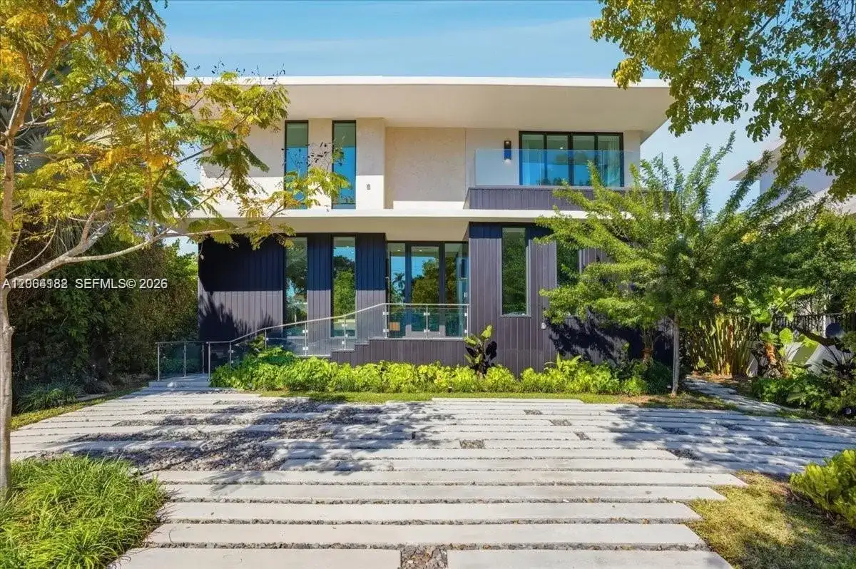 4354 Alton Rd, Miami Beach FL 33140 photo 2