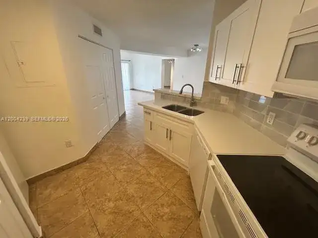 6292 NW 186th St # 306, Hialeah FL 33015 photo 4