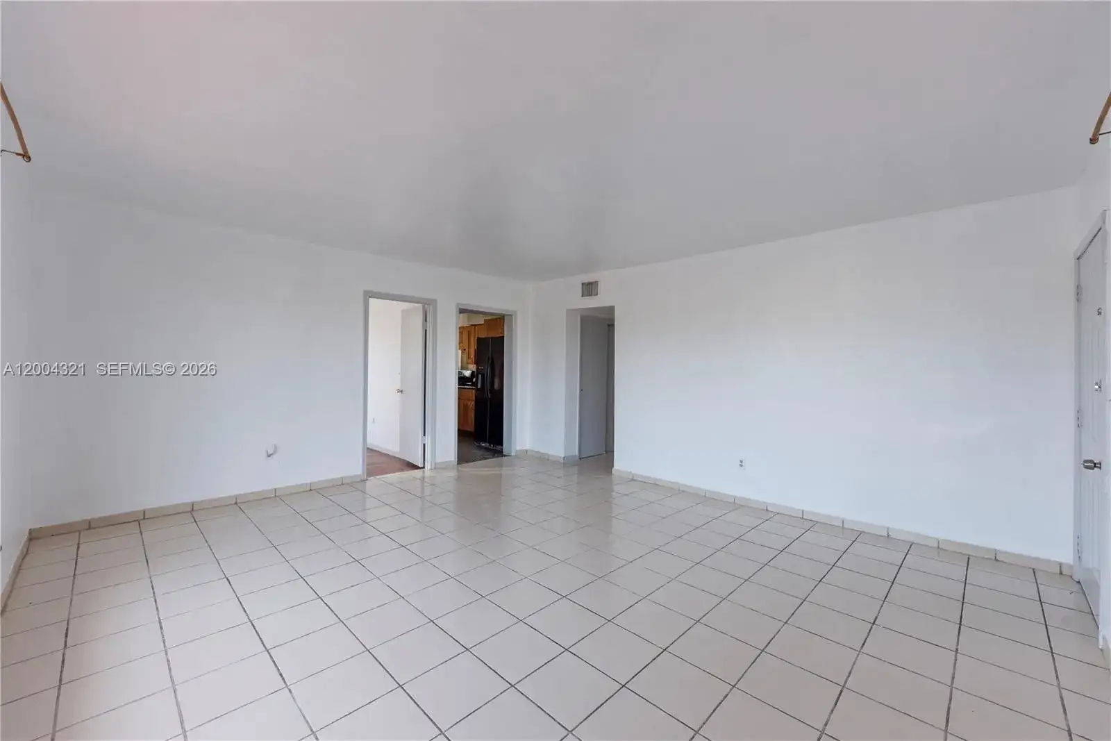 1255 Marseille Dr # 25, Miami Beach FL 33141 photo 3