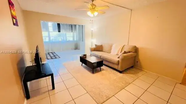6500 Cypress Rd # 402, Plantation FL 33317 photo 2