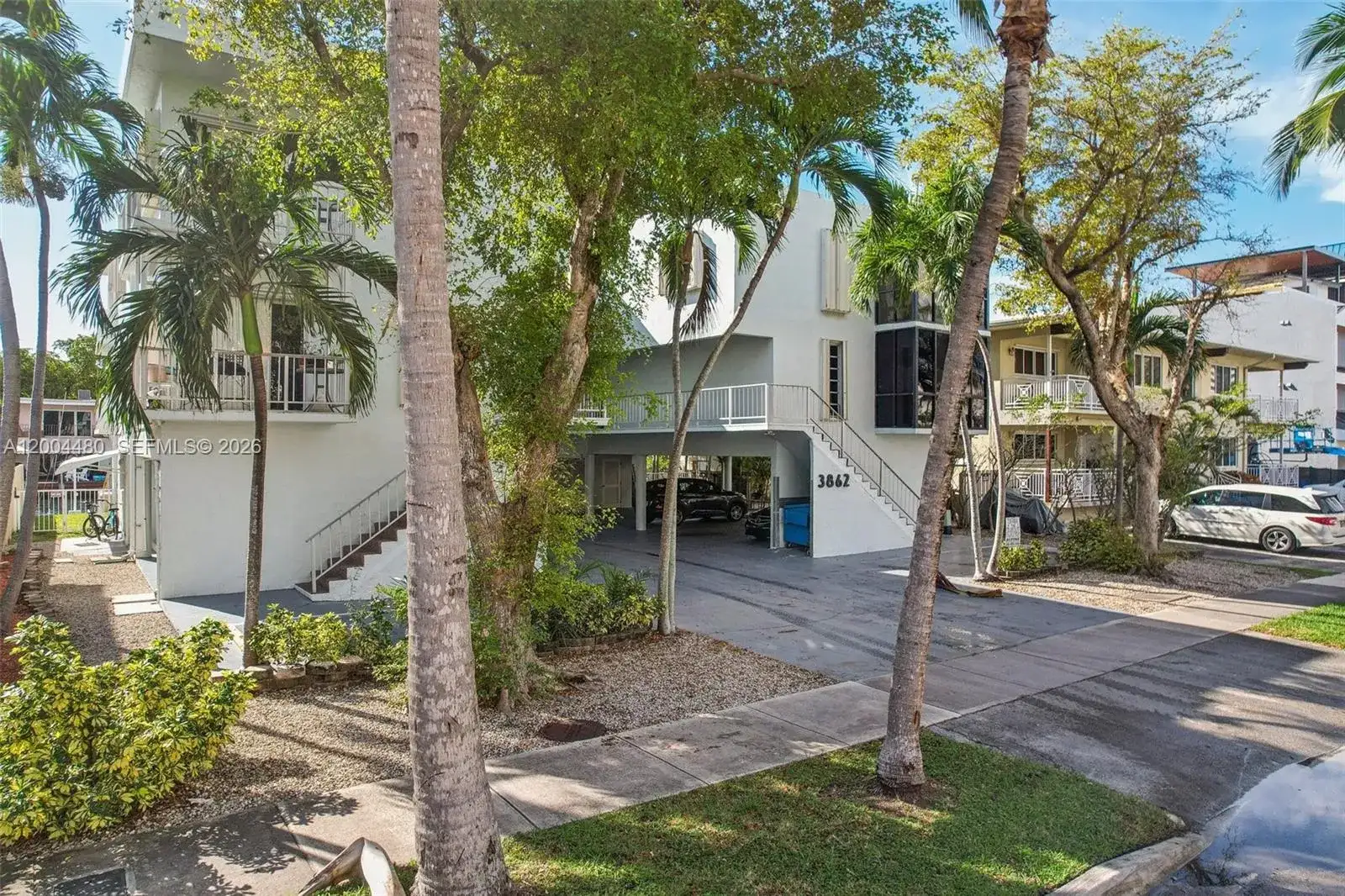 3862 NE 171st St, North Miami Beach FL 33160 photo 3