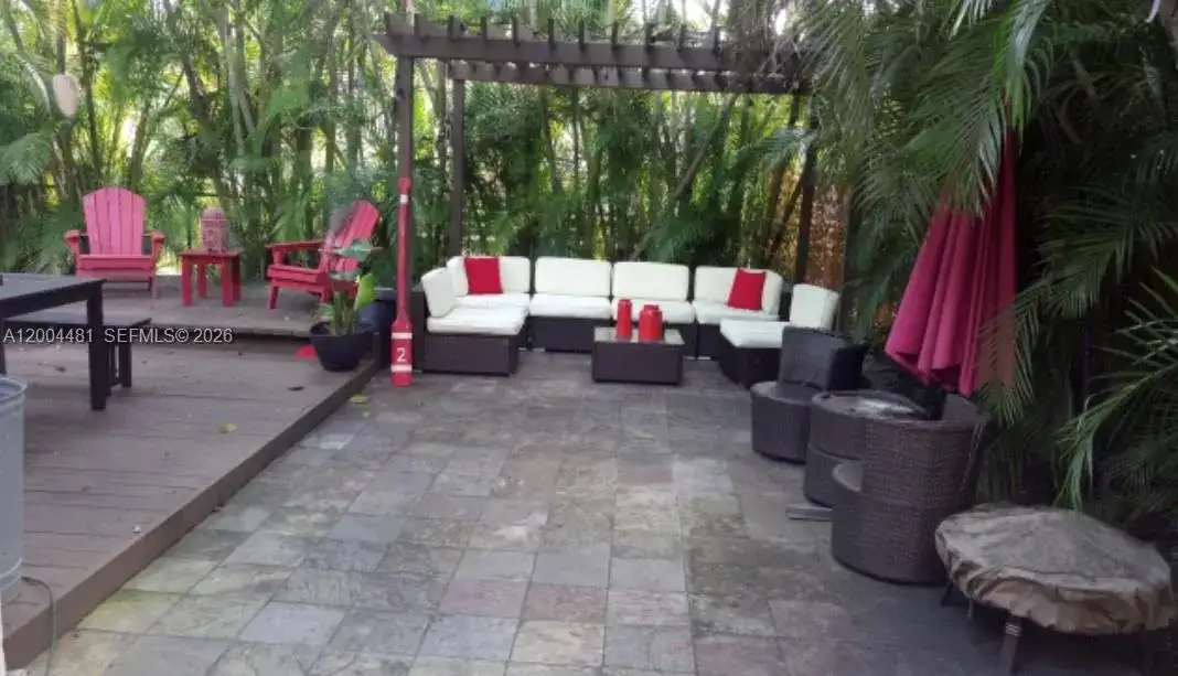 5718 SW 48th St, South Miami FL 33155 photo 3