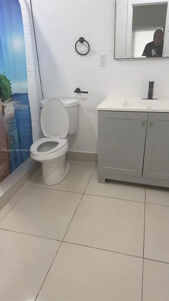 1800 NW 18th Ter # 2, Miami FL 33125 photo 5