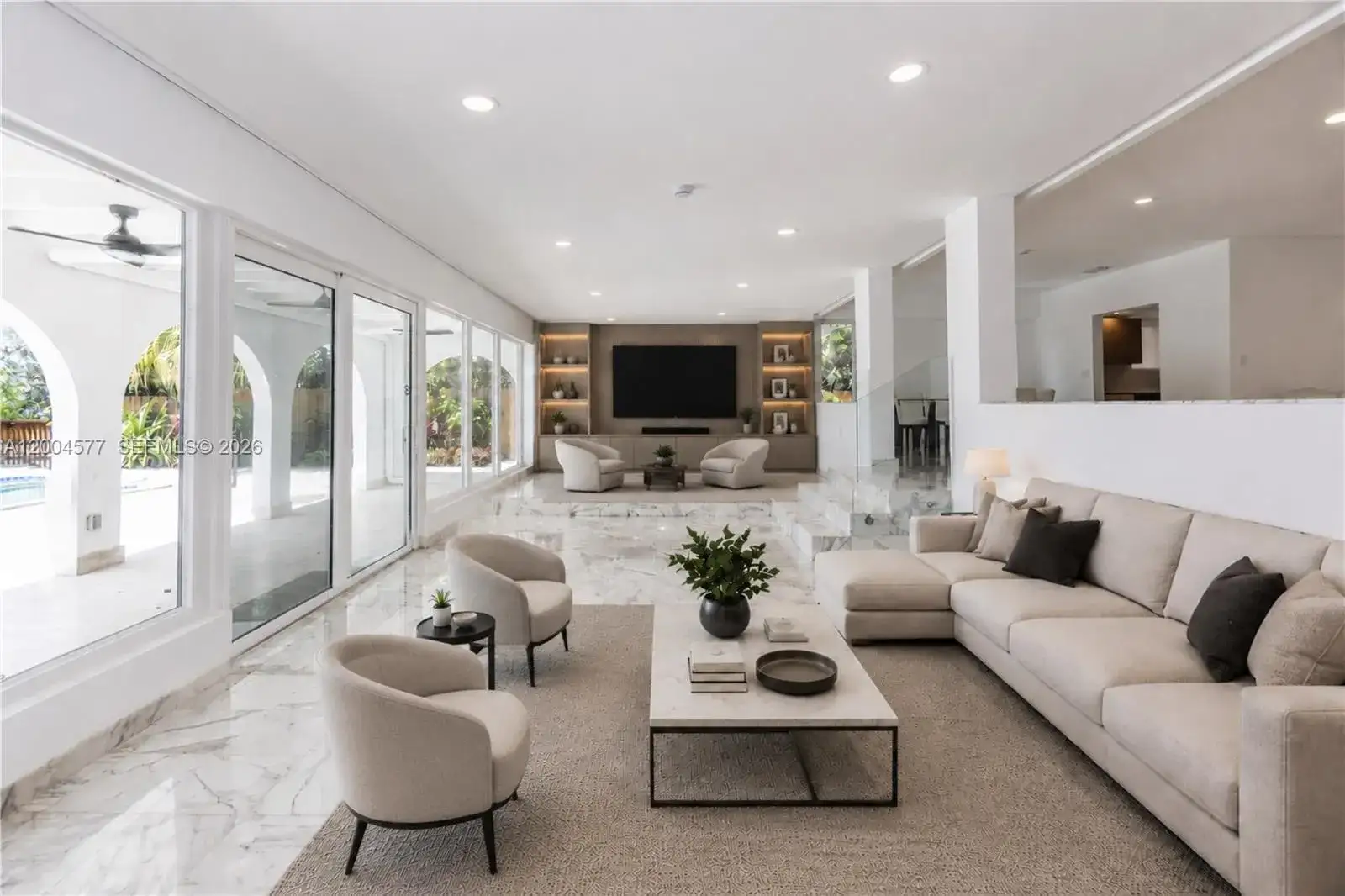 1690 Daytonia Rd, Miami Beach FL 33141 photo 4
