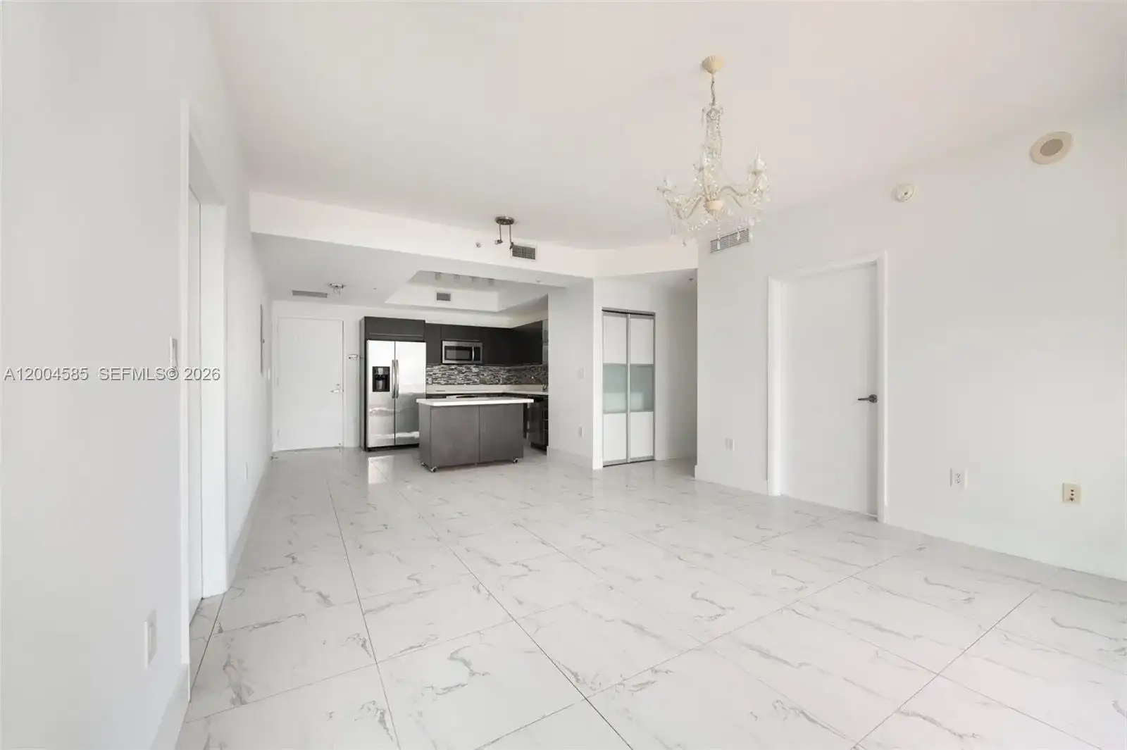 90 SW 3rd St # 2602, Miami FL 33130 photo 4