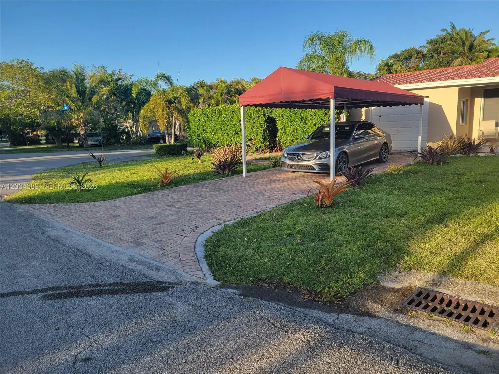 6021 SW 62nd Pl, South Miami FL 33143 photo 2