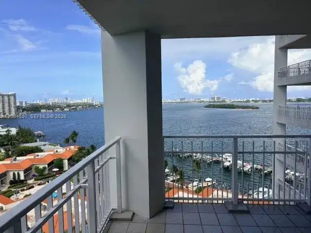 4000 Towerside Ter # 1403, Miami FL 33138 photo 3
