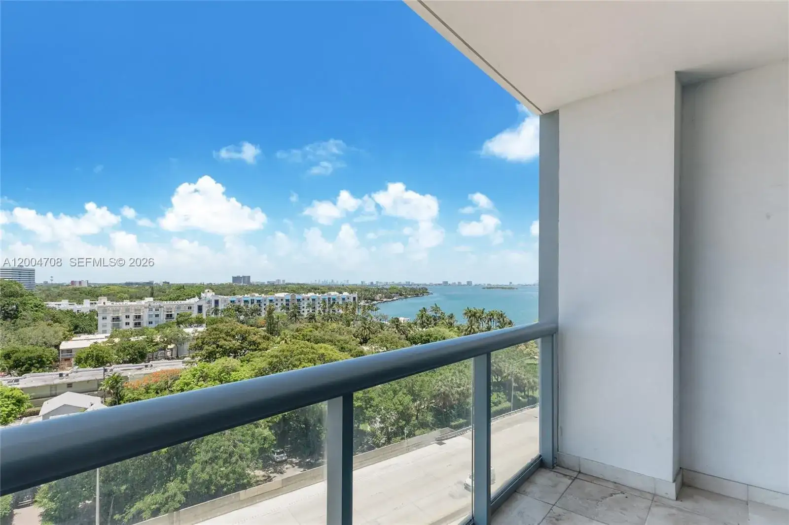 601 NE 36th St # 801, Miami FL 33137 photo 4