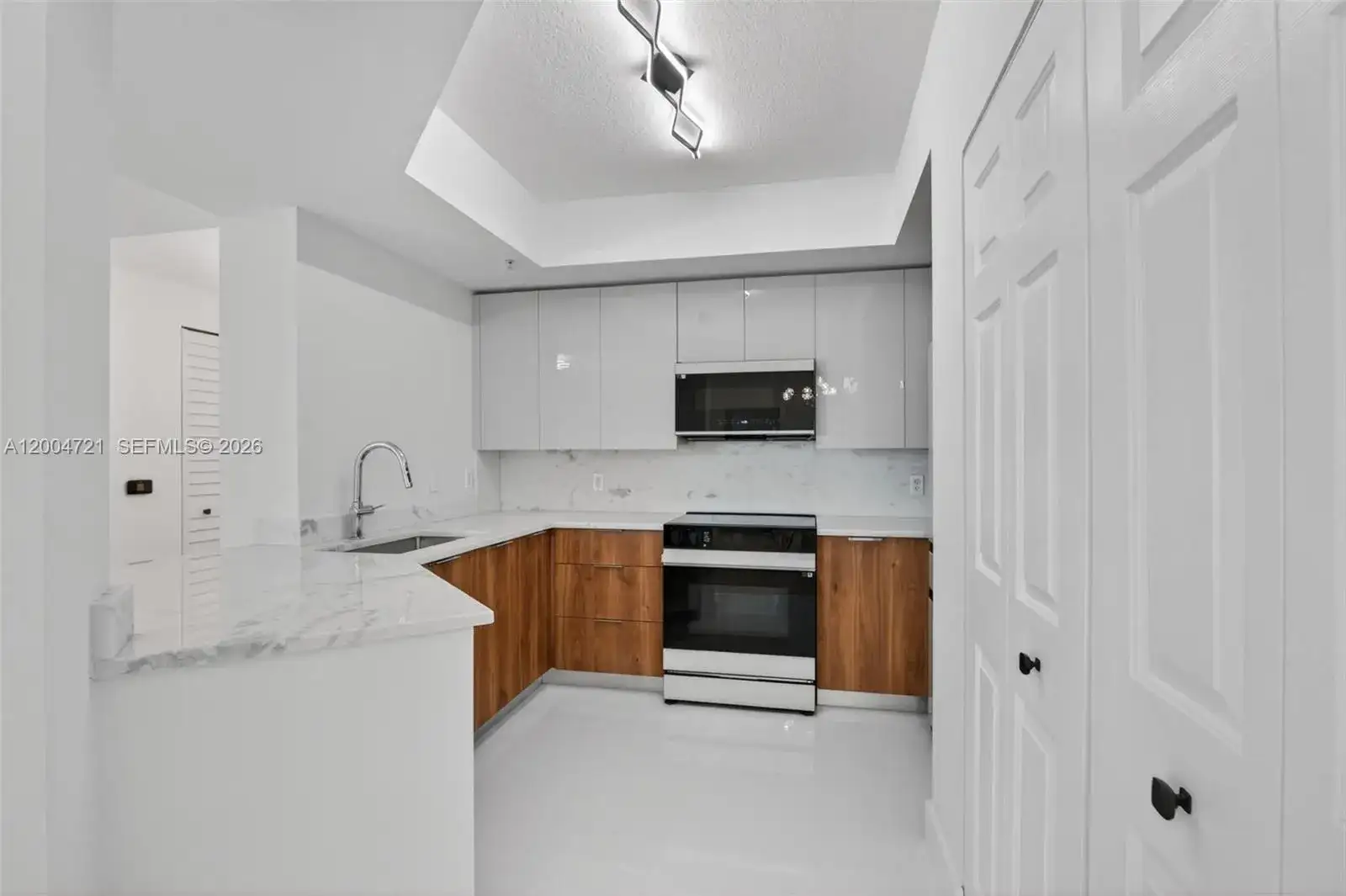 2401 NE 65th St # 205, Fort Lauderdale FL 33308 photo 5