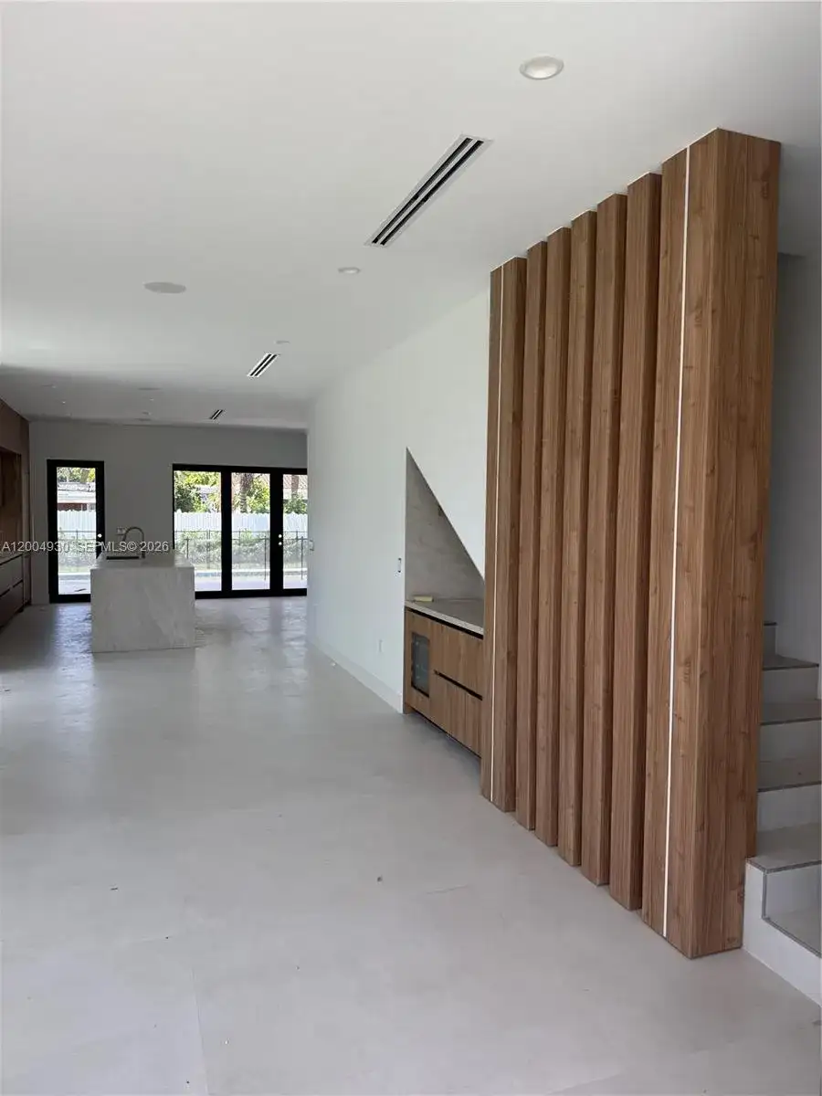 6449 SW 28th St, Miami FL 33155 photo 3