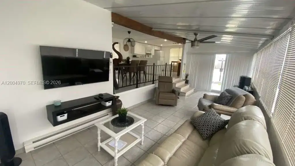219 W Lake Dr # 219, Pembroke Park FL 33009 photo 5