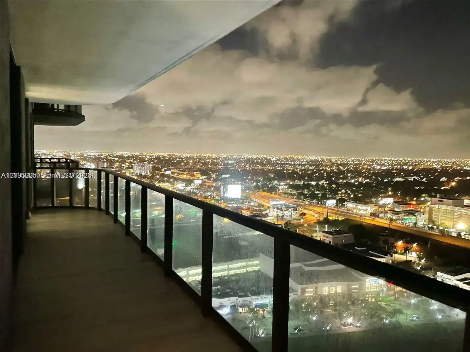 121 NE 34 St # 2215, Miami FL 33137 photo 3