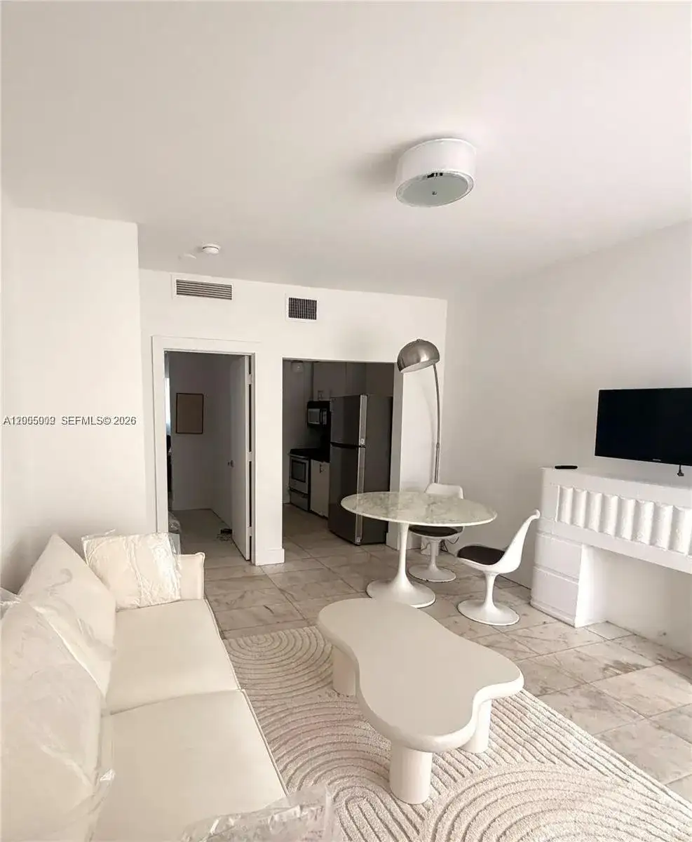 801 8th St # 104, Miami Beach FL 33139 photo 2