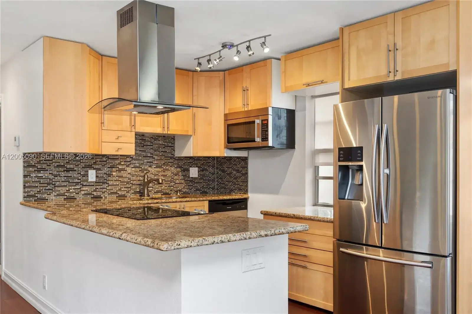 854 Normandy R # 854, Delray Beach FL 33484 photo 4