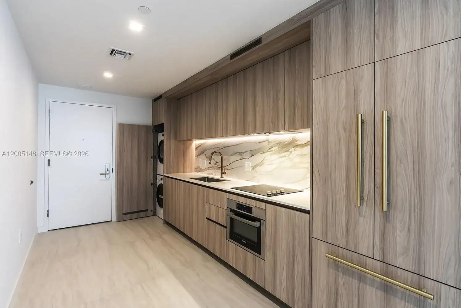 77 SE 5th Street # 1815, Miami FL 33131 photo 5