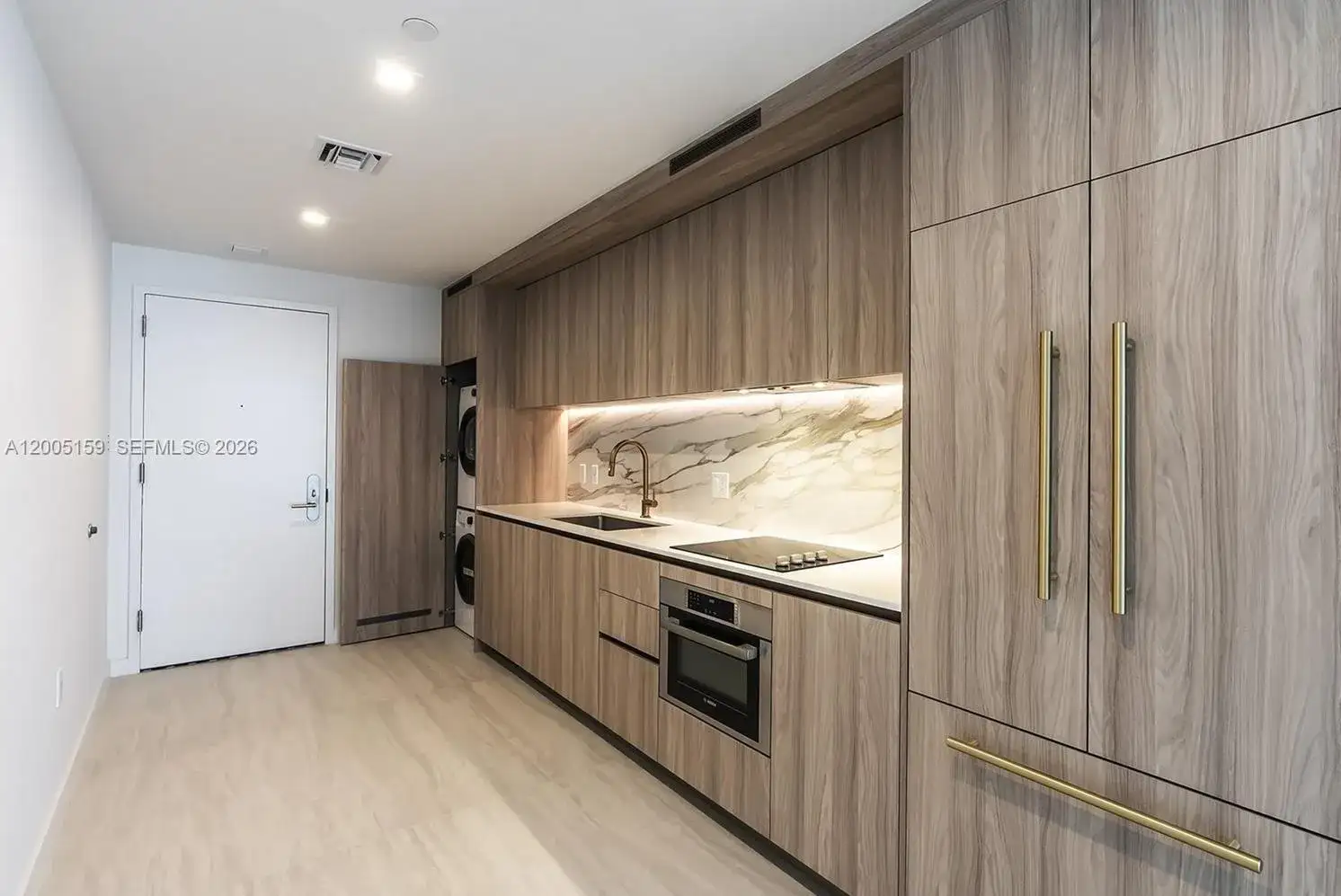 77 SE 5th Street # 2515, Miami FL 33131 photo 5