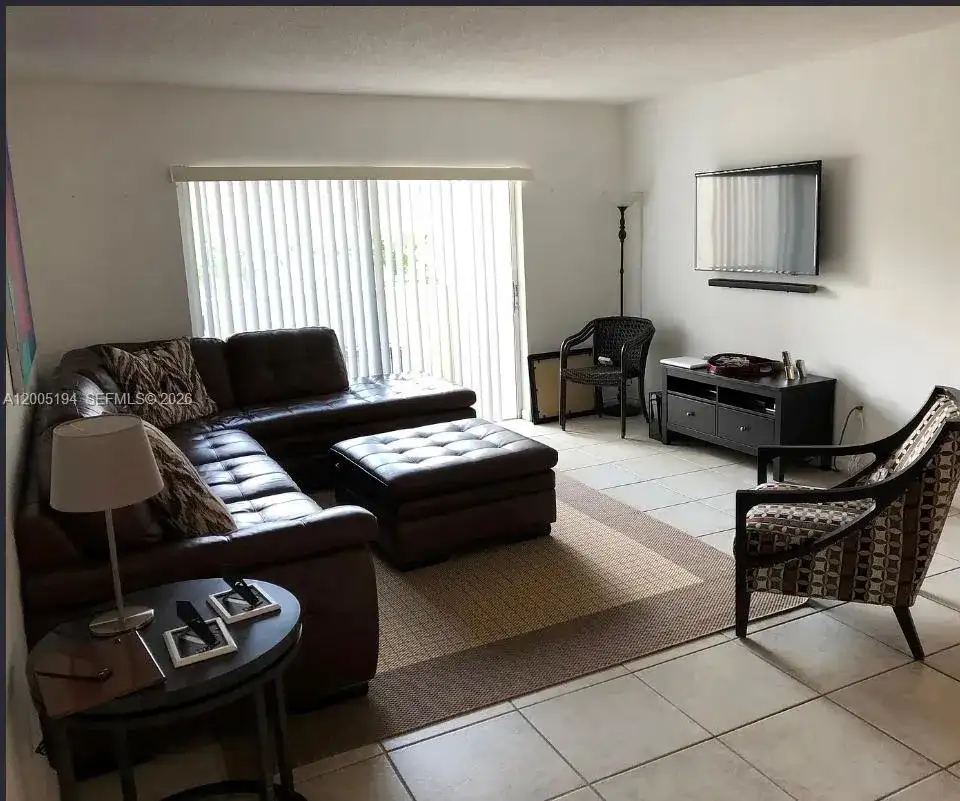 7705 SW 86th St # 211, Miami FL 33143 photo 2