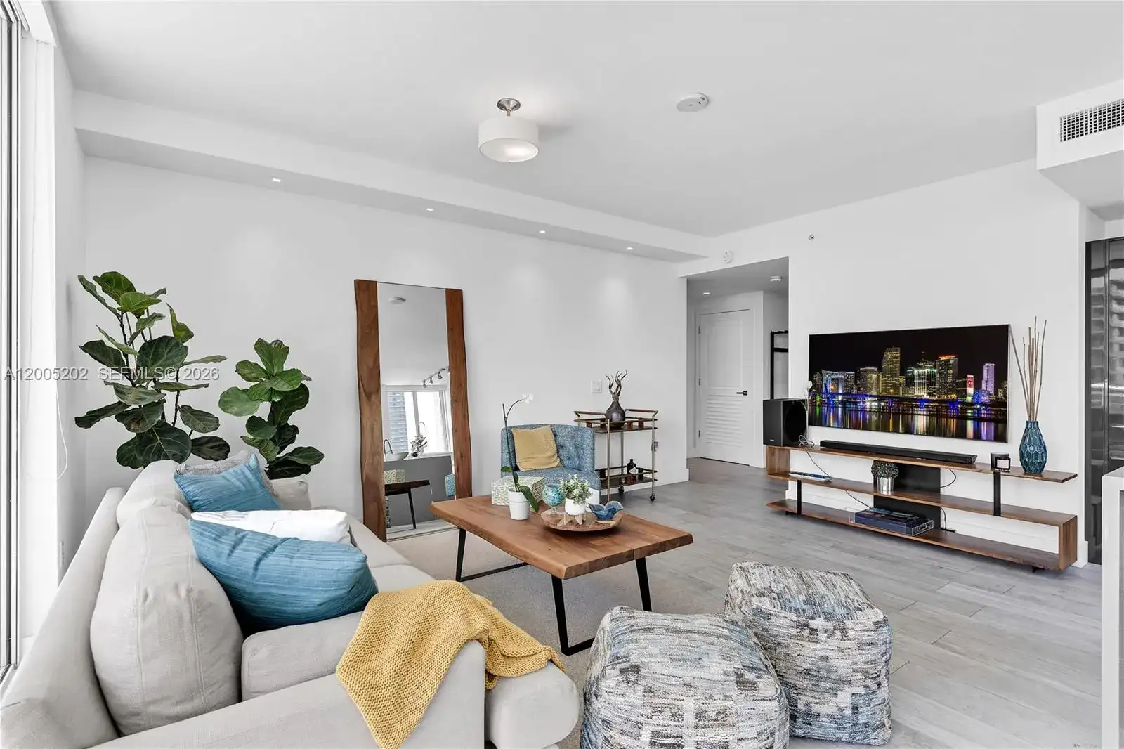 1080 Brickell Ave # 2601, Miami FL 33131 photo 3