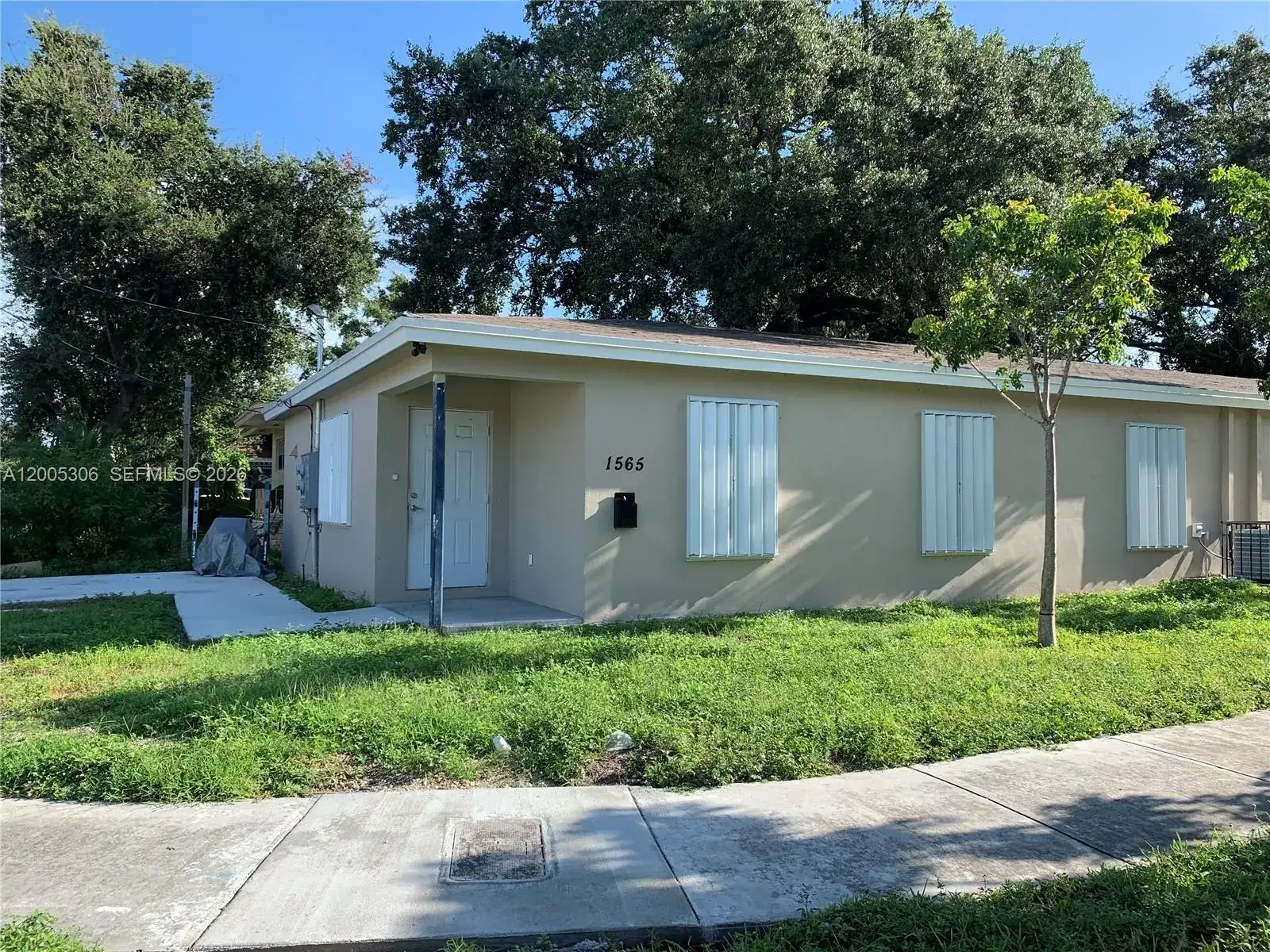 1565 NW 47th St # 1, Miami FL 33142 photo 2