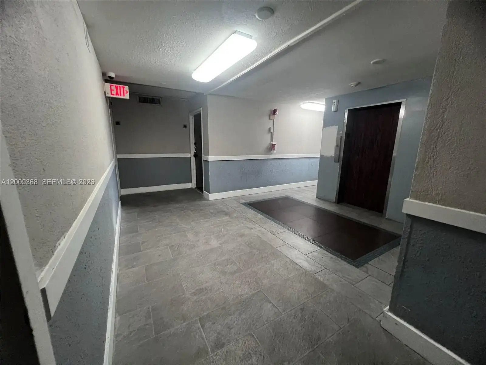 496 NW 165th St Rd # 414, Miami FL 33169 photo 2