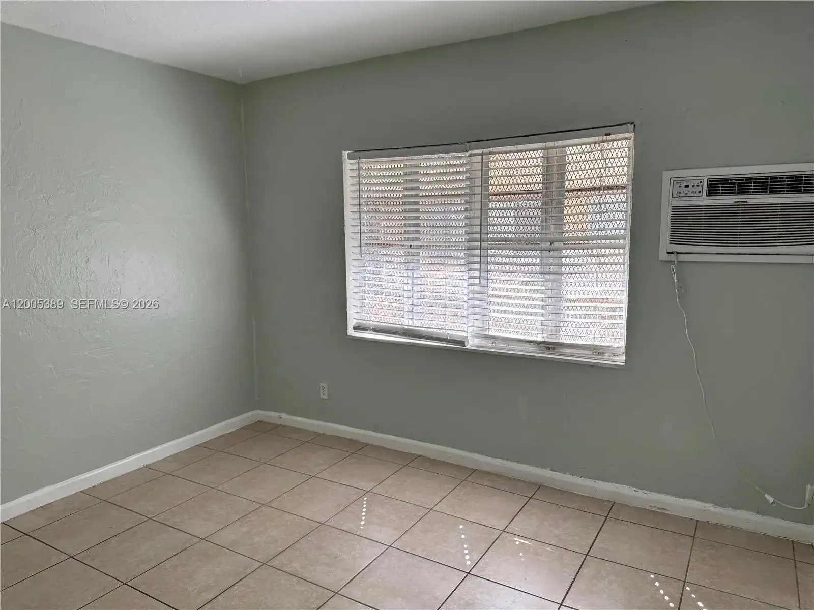 7633 Dickens Ave # 2, Miami Beach FL 33141 photo 5