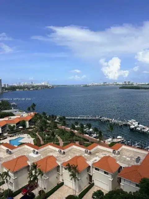 4000 Towerside Ter # 1403, Miami FL 33138 photo 5