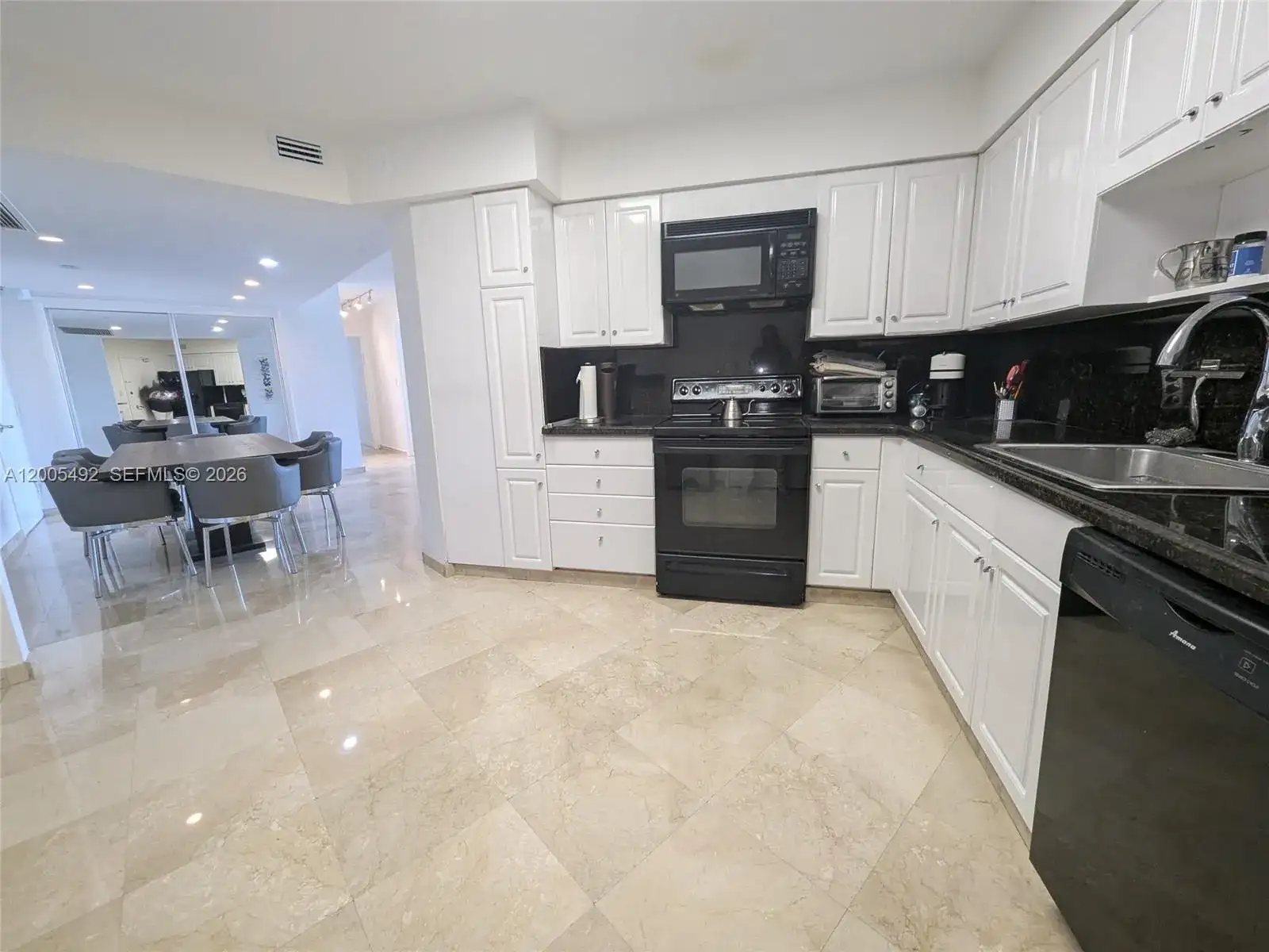5161 Collins Ave # 518, Miami Beach FL 33140 photo 5