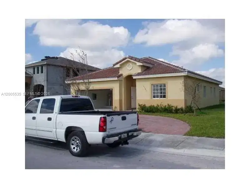 10785 SW 232nd St, Miami FL 33170 photo 2
