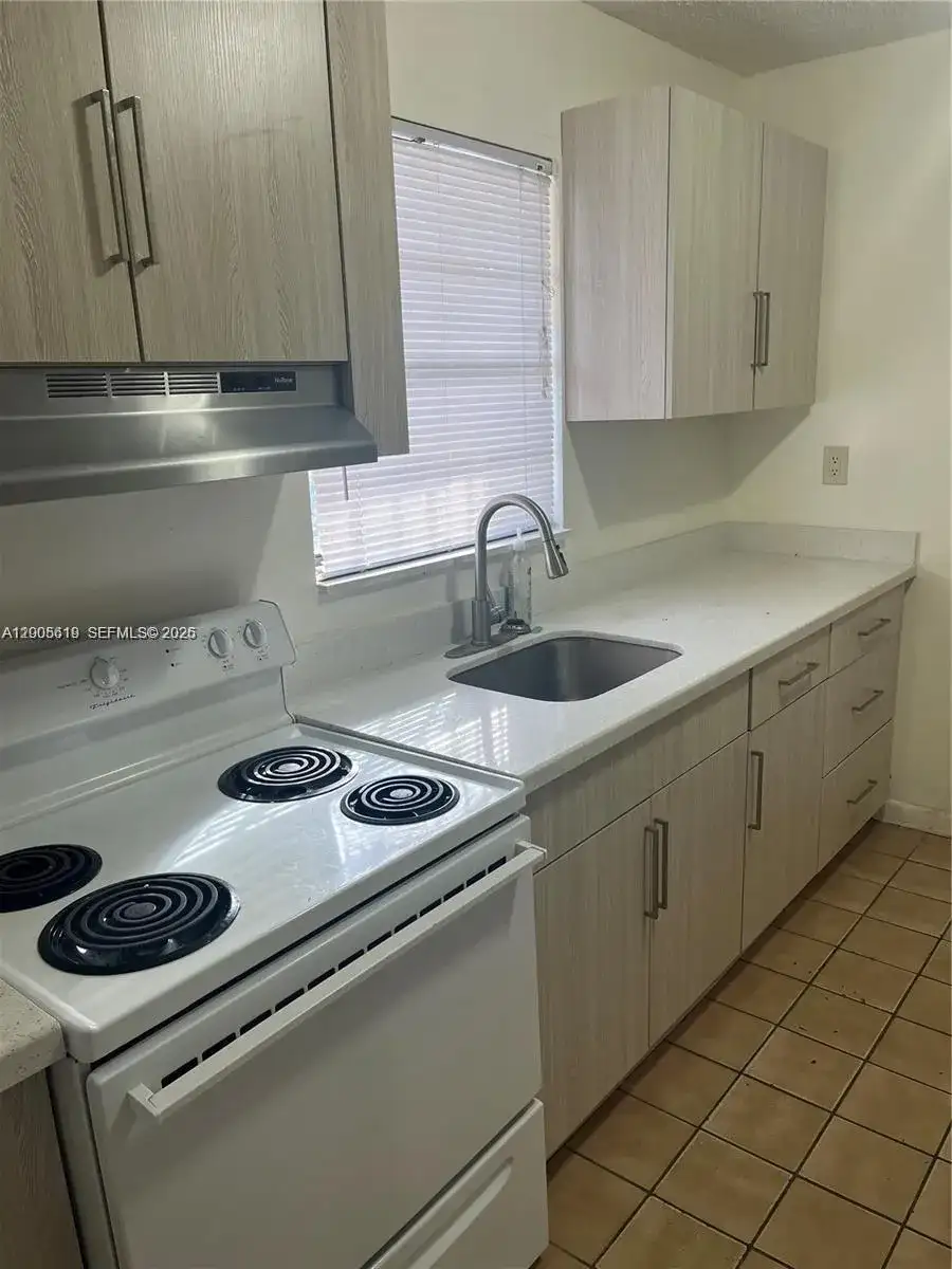 2255 W 55th St # 2, Hialeah FL 33016 photo 2