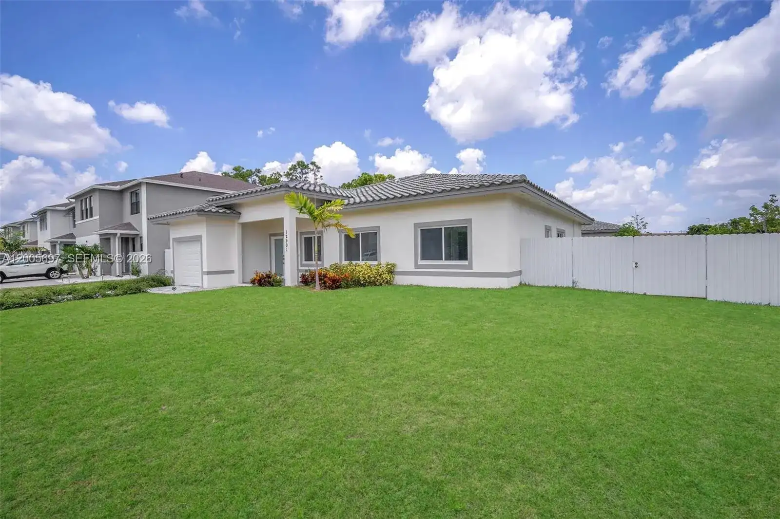 12901 SW 265th St, Homestead FL 33032 photo 2