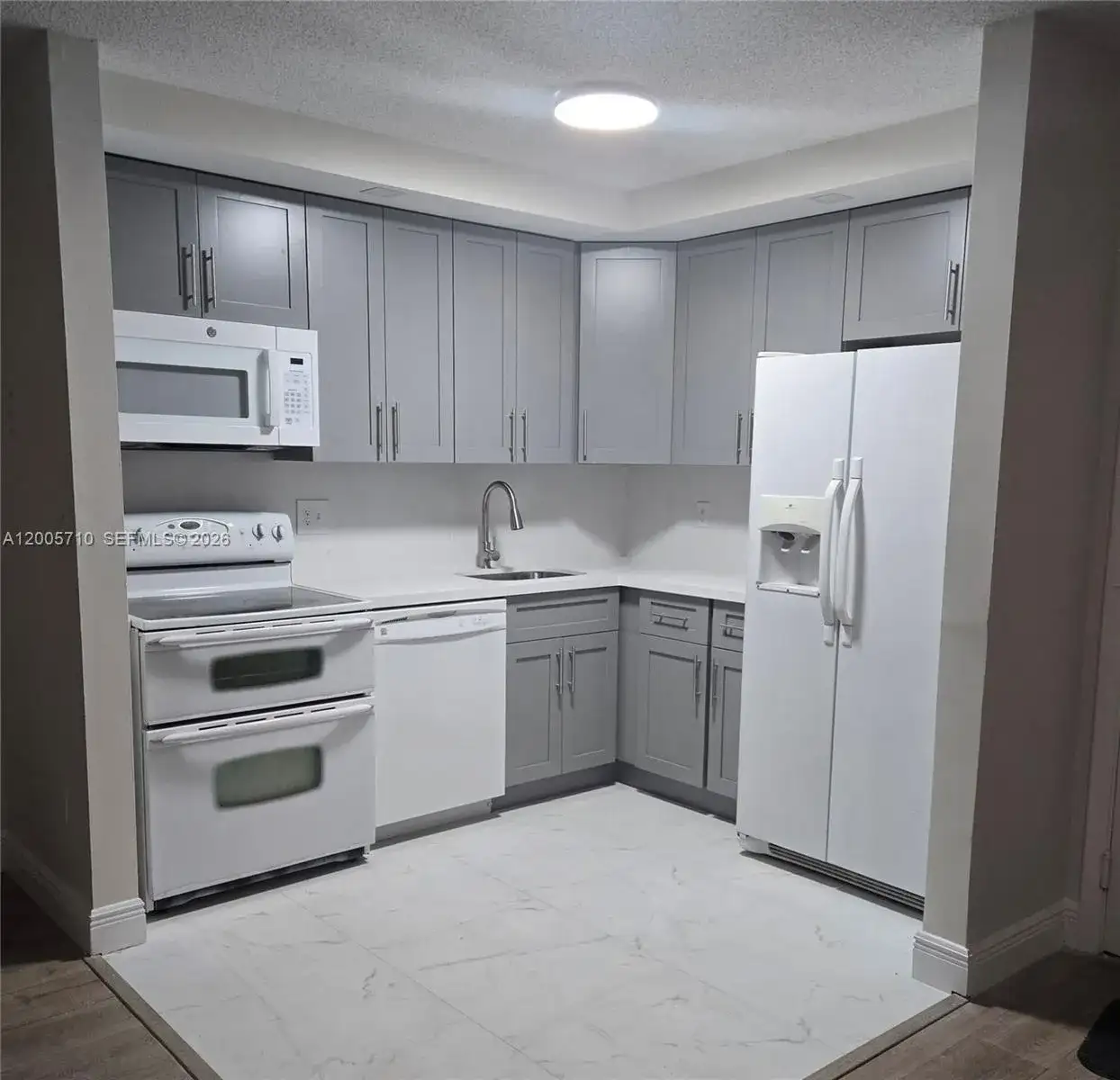 9610 S Belfort Cir # 107, Tamarac FL 33321 photo 2