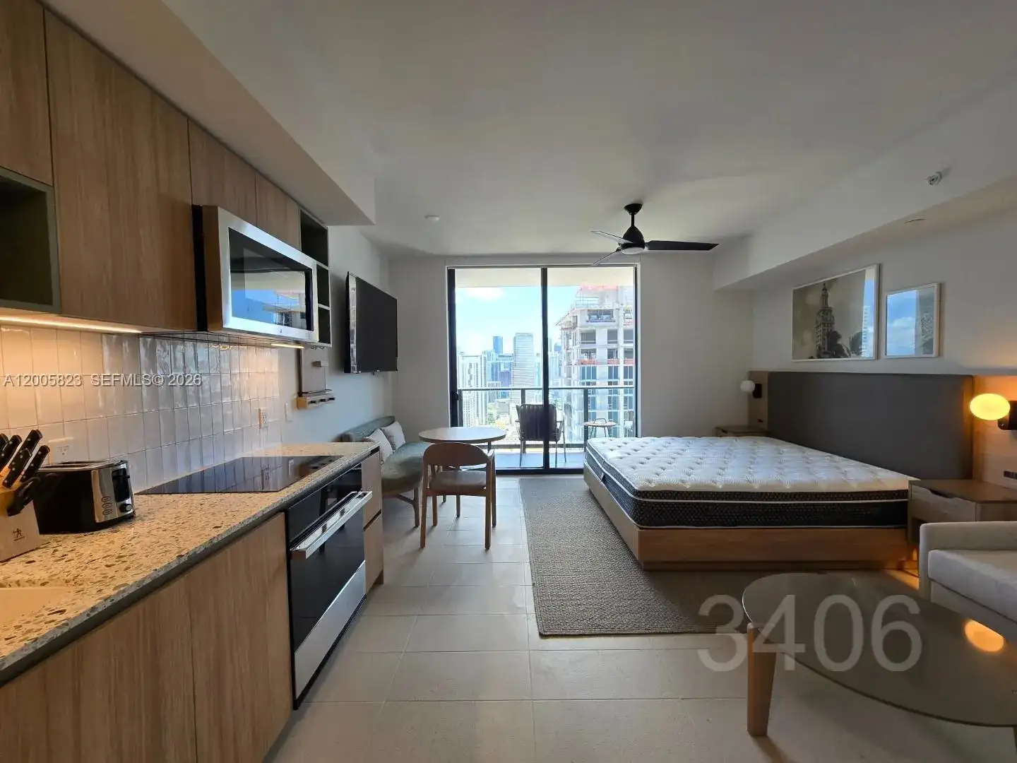 159 NE 6th St # 3406, Miami FL 33132 photo 2