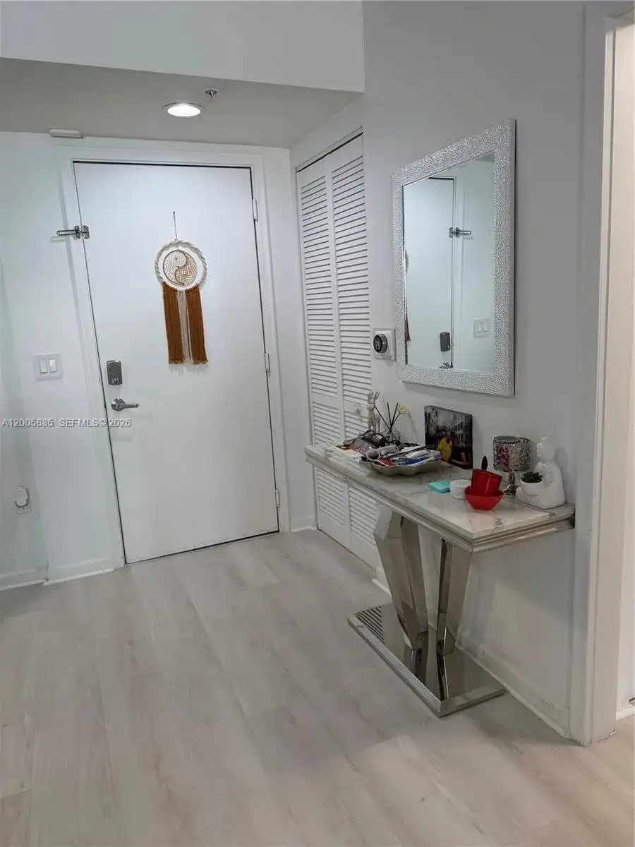18800 NE 29th Ave # 419, Aventura FL 33180 photo 5
